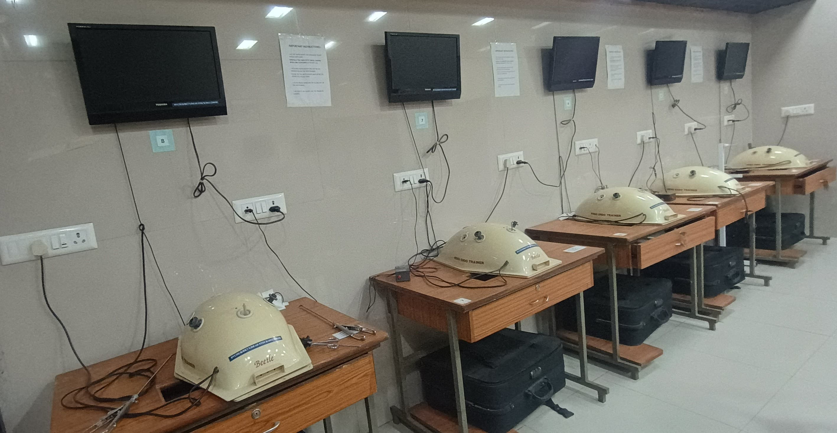 DRY LAB UNIT